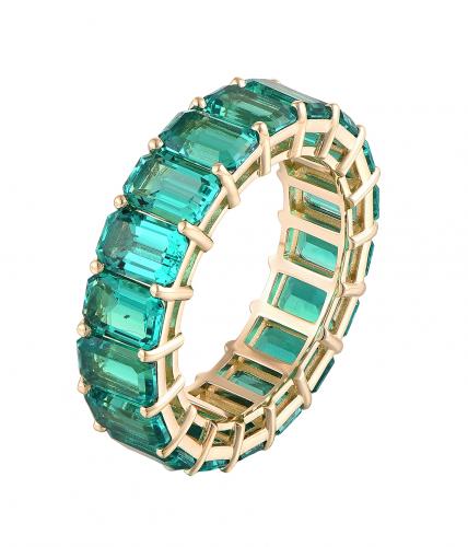 lab grown emerald eternity ring in gold